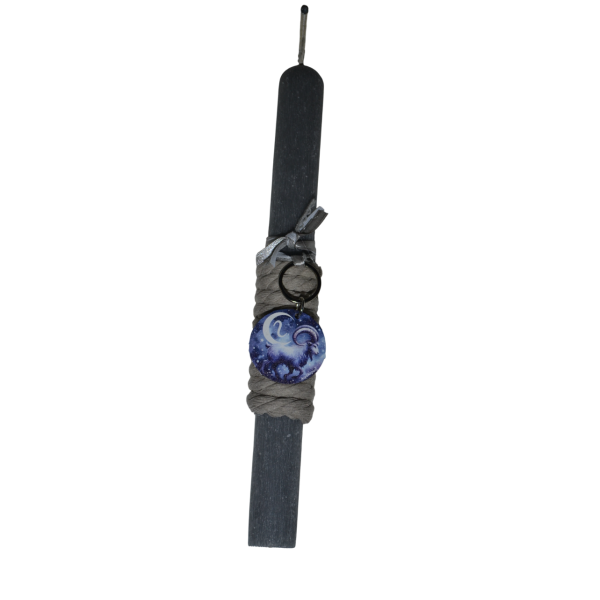 Χειροποίητη Αρωματική Λαμπάδα Με Μπρελόκ Ζώδιο Αιγόκερως (2025240) Χειροποίητη Αρωματική Λαμπάδα Με Μπρελόκ Ζώδιο Αιγόκερως (2025240)